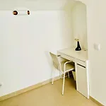 Renovated With Small Garden In Ajuda * Lisbon