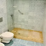 Renovated With Small Garden In Ajuda Lisbon