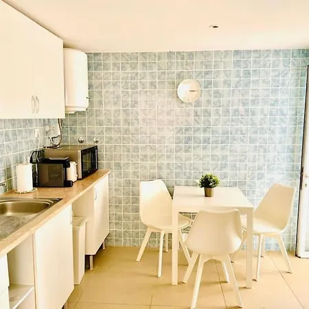 Renovated With Small Garden In Ajuda